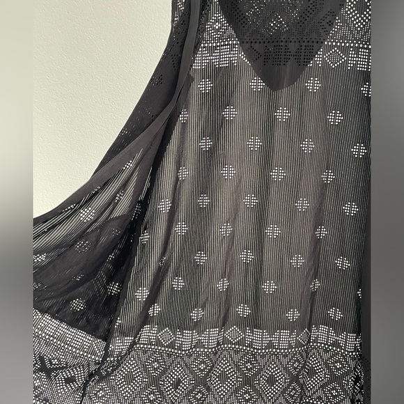 Black hooded swim coverup zip-up - Picture 4 of 5